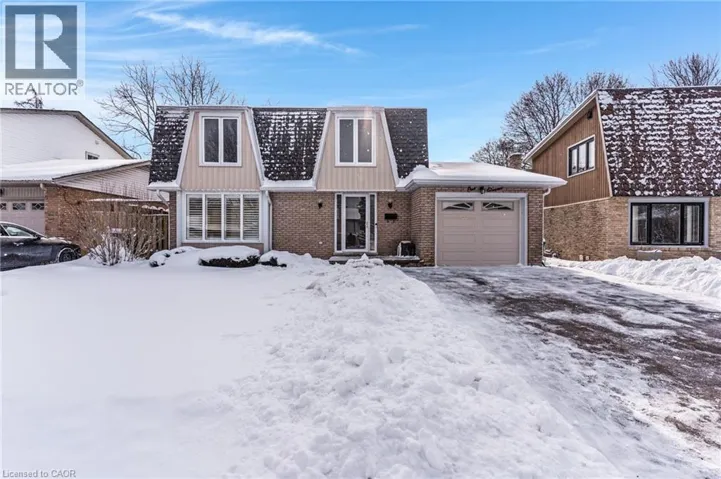 111 MANOR Drive, Kitchener, Ontario N2A2T9