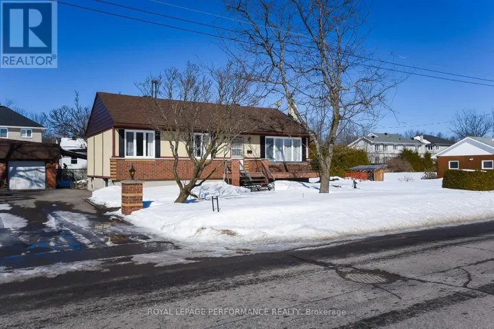 1867 KINGSDALE AVENUE, Ottawa, Ontario K1T1H9