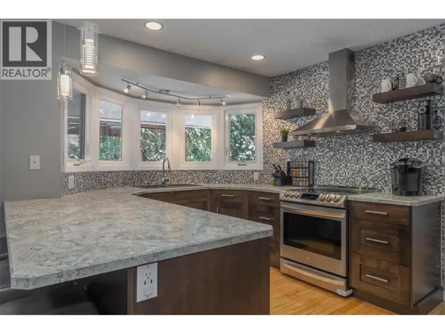 745 Wenric Crescent, Kelowna, British Columbia V1X5R6