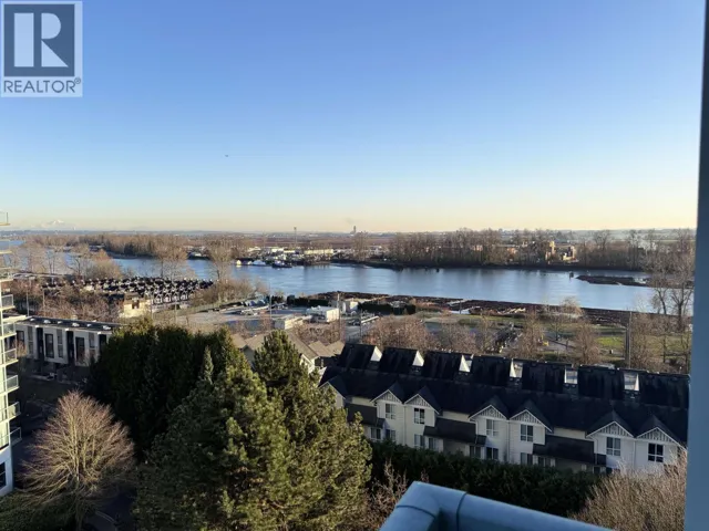 1001 2733 CHANDLERY PLACE, Vancouver, British Columbia V5S4V3