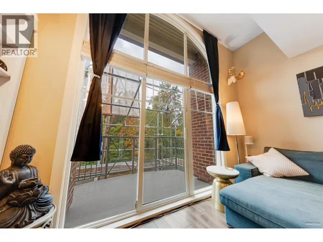 403 3250 ST JOHNS STREET, Port Moody, British Columbia V3H0B1