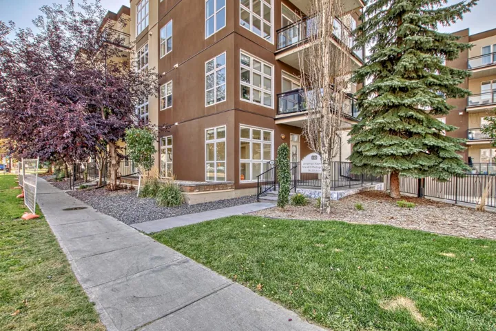 155 10411 122 Street, Edmonton, Alberta T5N4C2