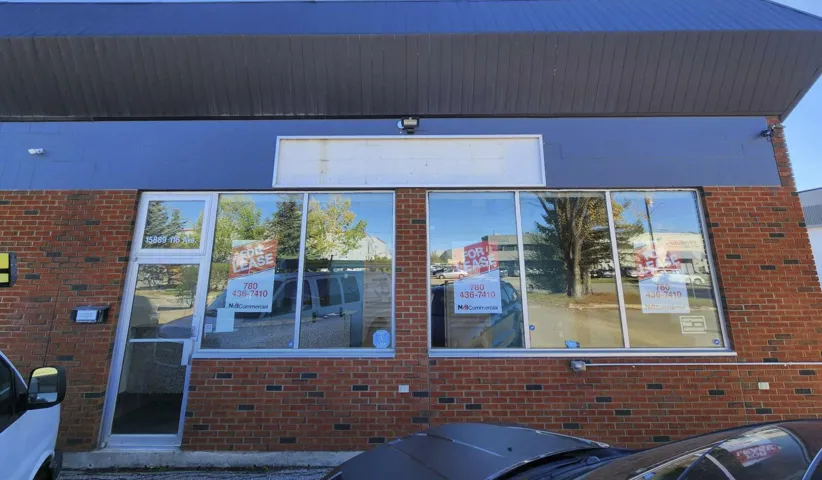 15889 15889 116 Avenue, Edmonton, Alberta T5M3W1