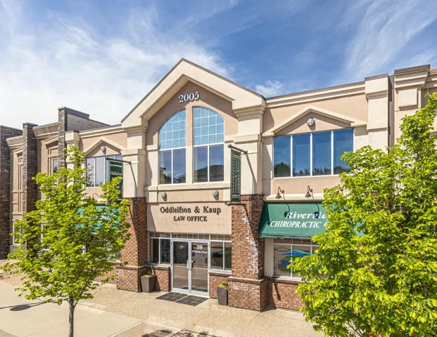 39 St. Thomas Street, St. Albert, Alberta T8N6Z1