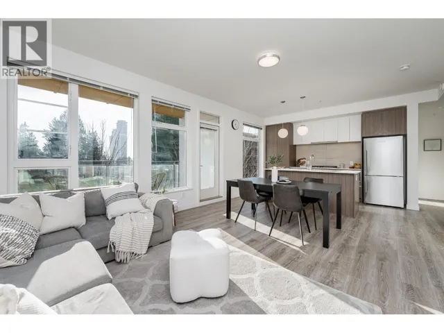 304 516 FOSTER AVENUE, Coquitlam, British Columbia V3J0H8