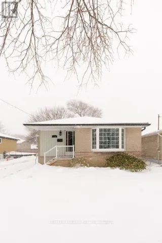 29 MONTERREY DRIVE, Toronto (Thistletown-Beaumonde Heights), Ontario M9V1S7