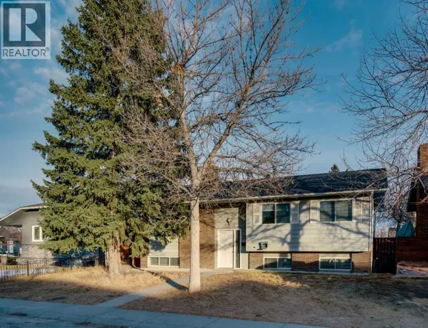 108 Whiteglen Crescent NE, Calgary, Alberta T1Y2Z5