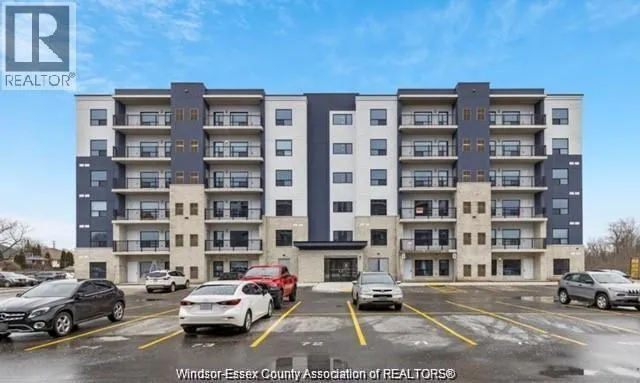 3320 STELLA Unit# 215, Windsor, Ontario N8T0B7
