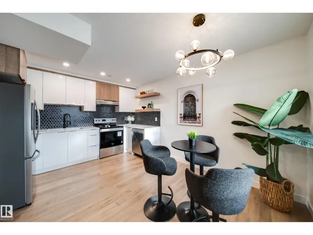 17751 95 ST NW, Edmonton, Alberta T5Z2E3