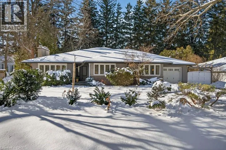 16 LOVERS Lane, Ancaster, Ontario L9G1G3