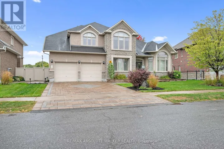 11 TRADEWINDS DRIVE, Ottawa, Ontario K2G6Y4