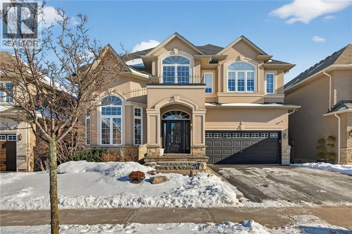 6 VANDERBURGH Lane, Grimsby, Ontario L3M1P5