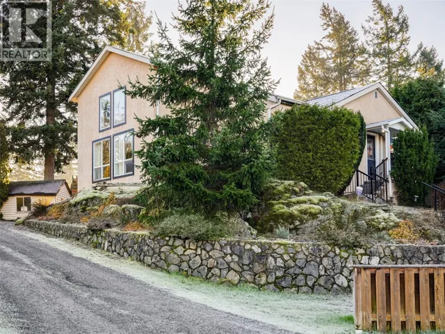 668 Charmar Cres, Langford, British Columbia V9B5W2