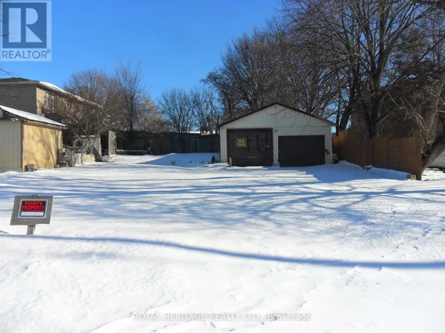 367 CENTRE STREET S, Oshawa (Central), Ontario L1H4B6