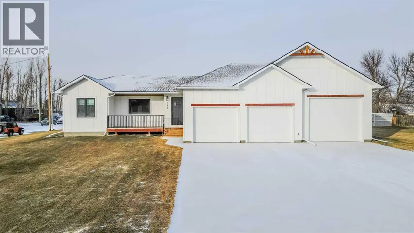 246 4A Street, Stirling, Alberta T0K2E0