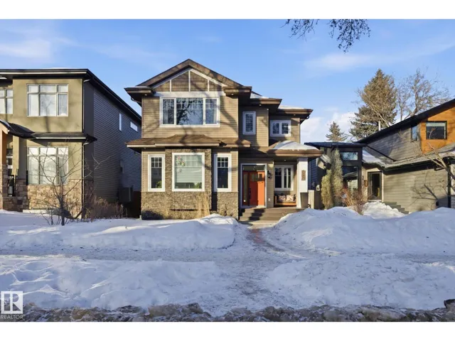 9646 79 AV NW, Edmonton, Alberta T6C0S2