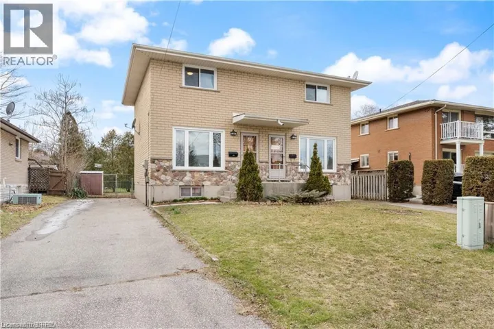 30 ROWANWOOD Avenue, Brantford, Ontario N3S7B9