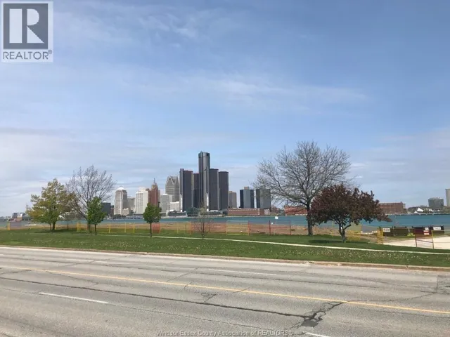 849 RIVERSIDE DRIVE East, Windsor, Ontario N9A2T4