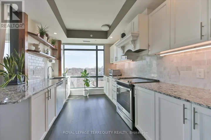 508 - 2522 KEELE STREET, Toronto (Maple Leaf), Ontario M6L0A2