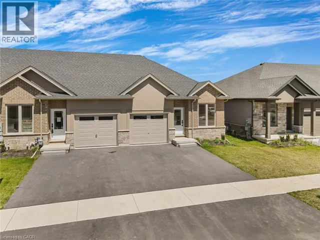 15 AUSTIN Drive, Welland, Ontario L3B5N8