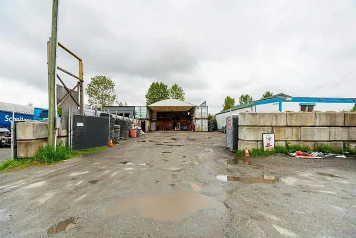 12379-12391 INDUSTRIAL ROAD, Surrey, British Columbia V3V3S4