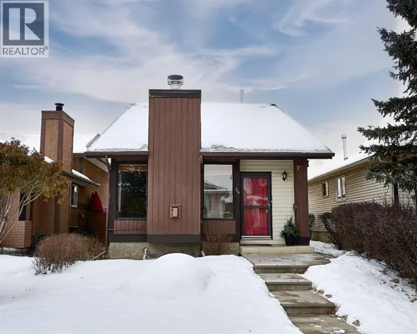 34 Woodglen Crescent SW, Calgary, Alberta T2W4Y8
