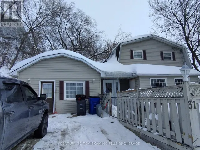 31 GRANDVIEW AVENUE, Cobalt, Ontario P0J1C0