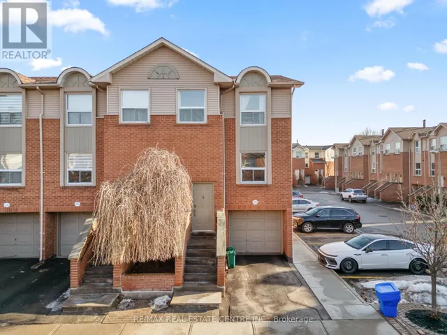 10 - 1570 REEVES GATE, Oakville (GA Glen Abbey), Ontario L6M3J3