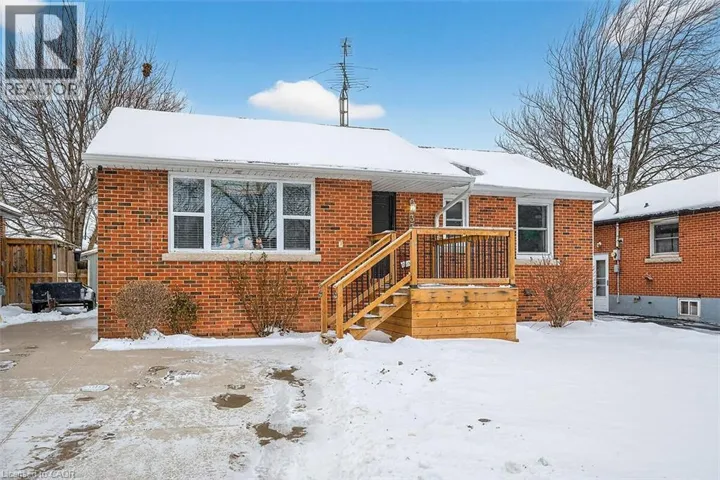 336 EAST 16TH Street, Hamilton, Ontario L9A4J9