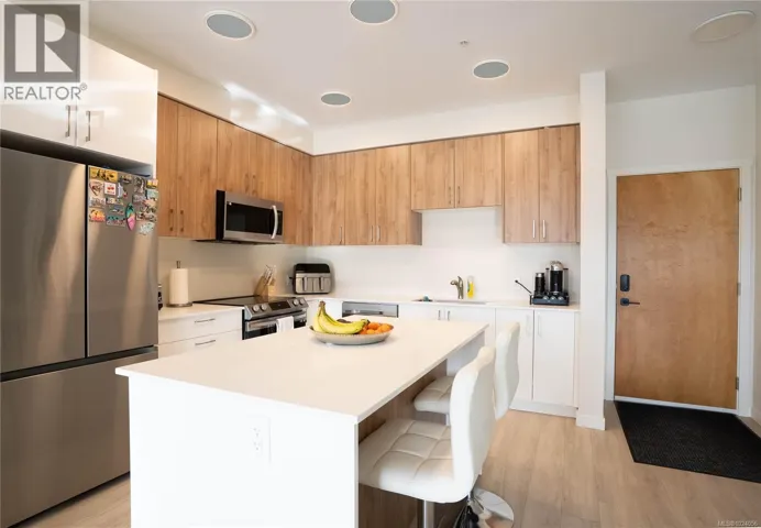 403 842 Orono Ave, Langford, British Columbia V9B2T8