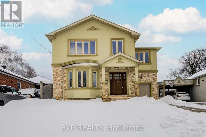 11 BELLVARE CRESCENT, Toronto (Wexford-Maryvale), Ontario M1R2M8