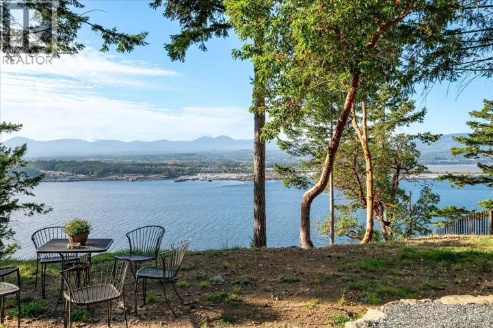 1306 Harrison Way, Gabriola Island, British Columbia V0R1X2
