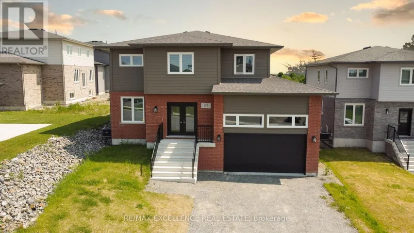 137 LANDREVILLE DRIVE, Sudbury Remote Area, Ontario P3A0B5