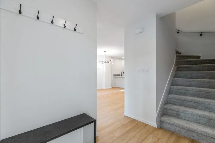 6 12411 81 Street NW, Edmonton, Alberta T5B2T6