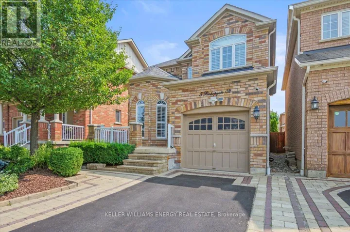 5 BISHOPGATE STREET, Whitby (Williamsburg), Ontario L1P0A6