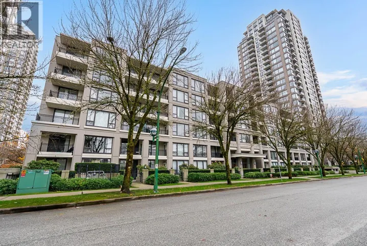 403 7138 COLLIER STREET, Burnaby, British Columbia V5E0A2