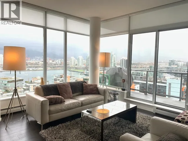 1708 COLUMBIA STREET, Vancouver, British Columbia V5Y0H7