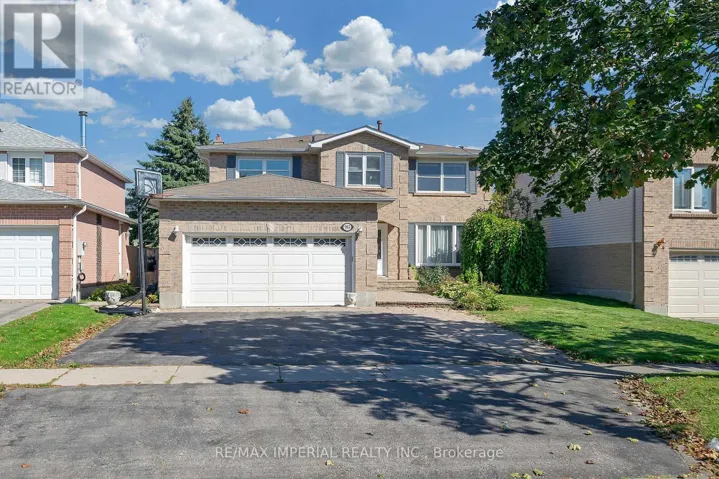 955 SNOWBIRD STREET, Oshawa (Northglen), Ontario L1J8J8