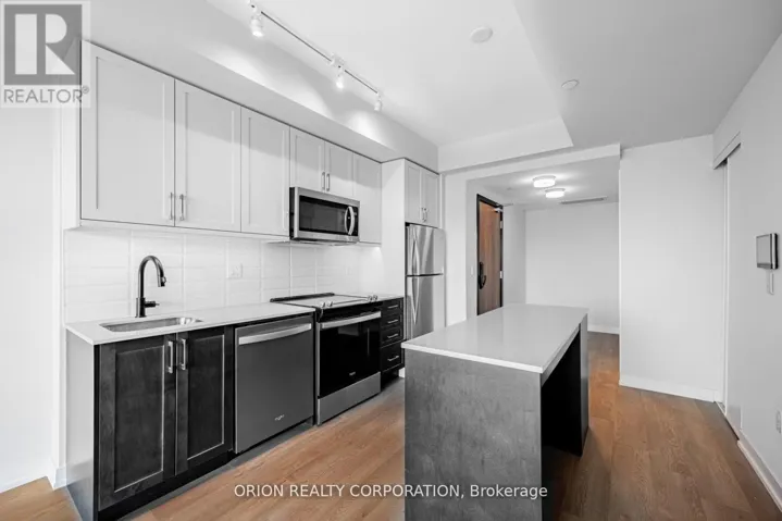 221 - 201 BROCK STREET S, Whitby (Downtown Whitby), Ontario L1N4K2