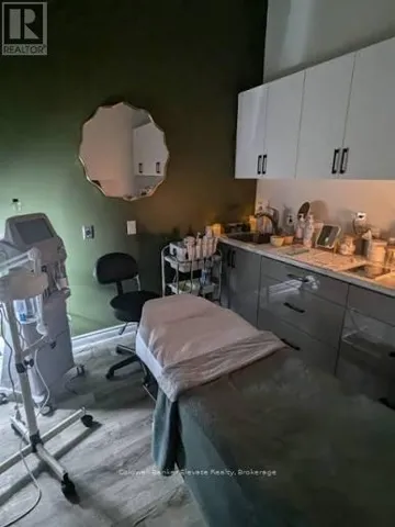 201 - 180 VINE STREET S, St. Catharines (E. Chester), Ontario L2R7P3