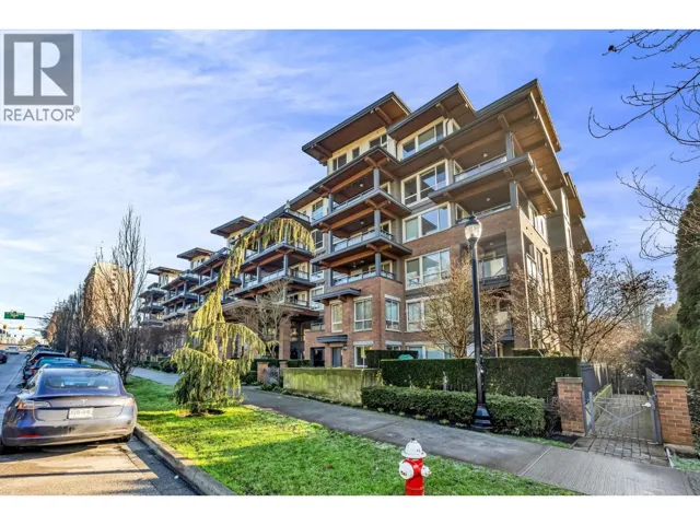 105 500 ROYAL AVENUE, New Westminster, British Columbia V3E3N2