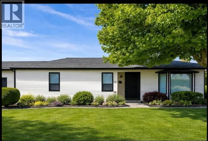 1255 Raymer Avenue Unit# 202, Kelowna, British Columbia V1W3S3