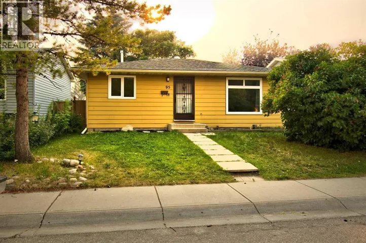 95 Falton Way NE, Calgary, Alberta T3J1J5