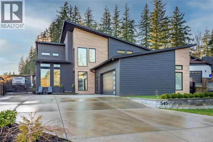 545 Nebraska Pl, Campbell River, British Columbia V9H0E3