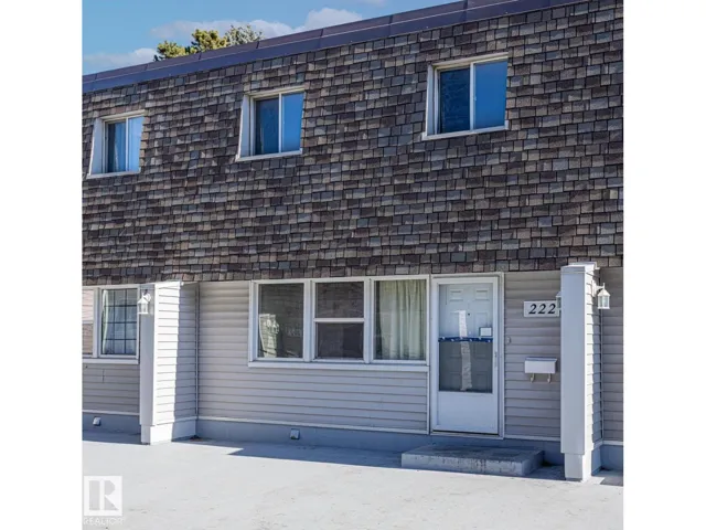 222 VILLAGE ON THE GREEN GR NW, Edmonton, Alberta T5A1H2