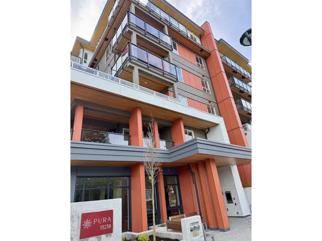 509 13238 105TH AVENUE, Surrey, British Columbia V3T0W1