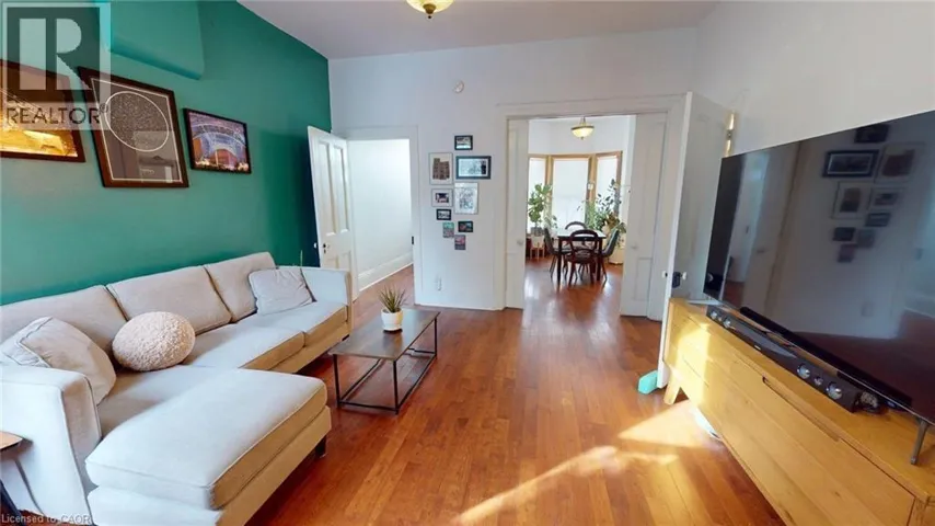 132 FERGUSON Avenue N, Hamilton, Ontario L8R1L7