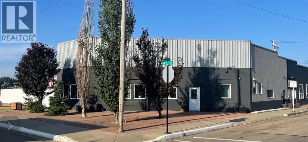 4803 50 Avenue, Camrose, Alberta T4V0S1