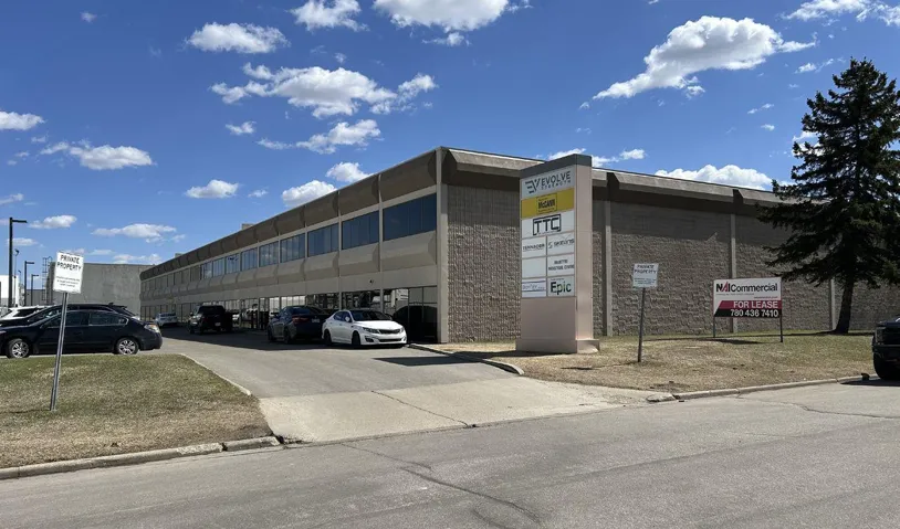 Unit 4825 4813 89 Street, Edmonton, Alberta T6E5L3