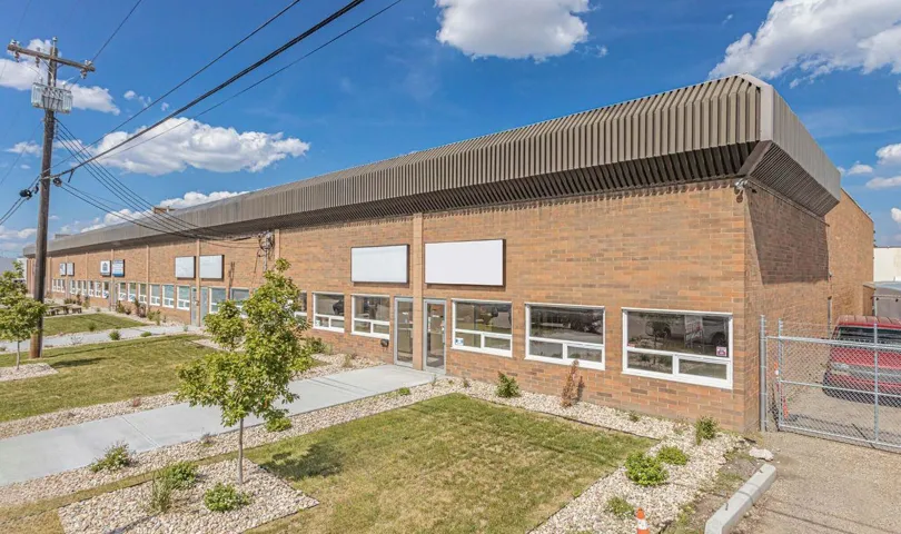 Building 12855 141 Street, Edmonton, Alberta T5L4N1